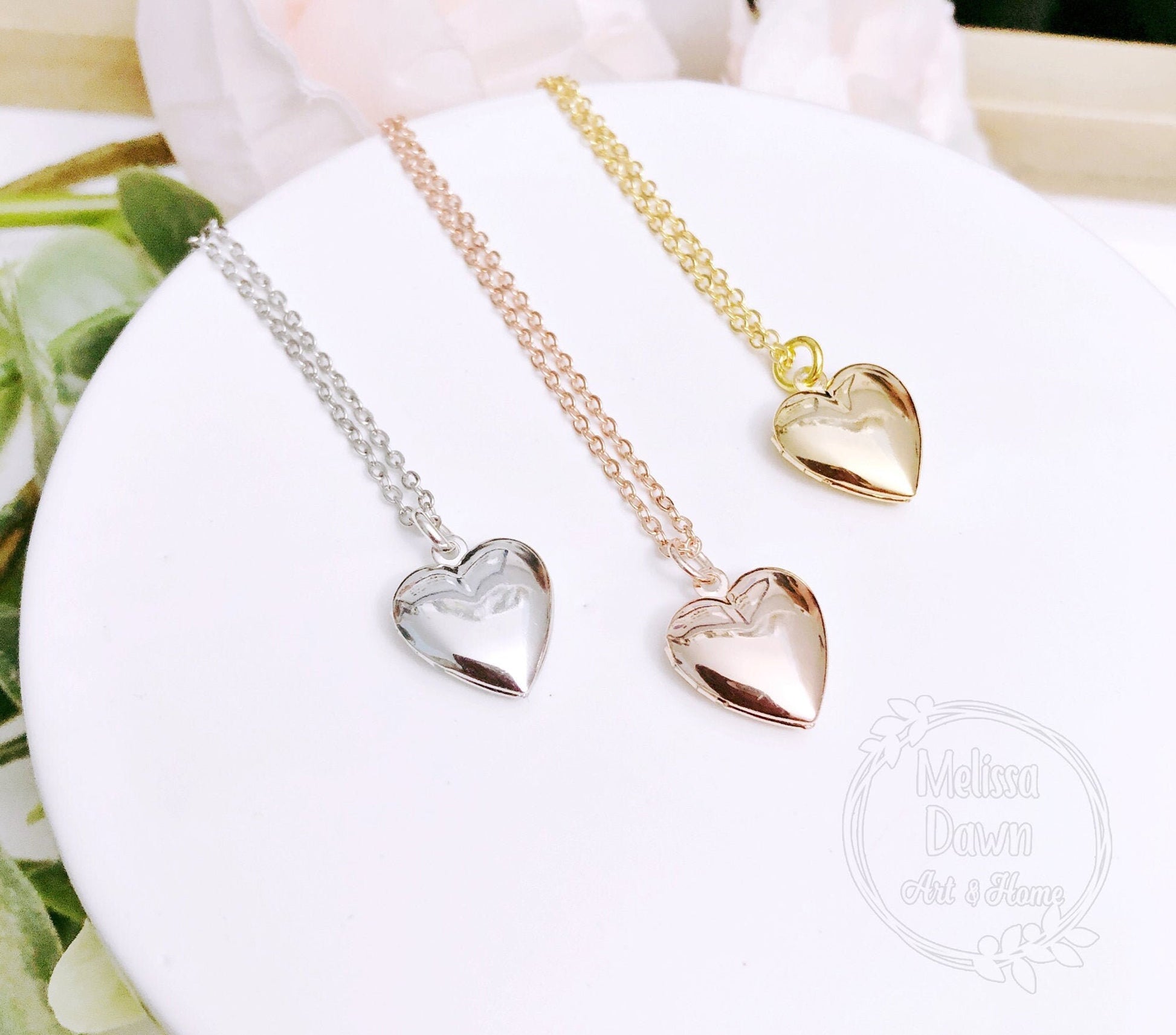 Locket Necklace / Heart Locket / Tiny Heart Locket / Photo Locket / Heart Necklace / Flower Girl Gift / Personalized Locket / Dainty Locket